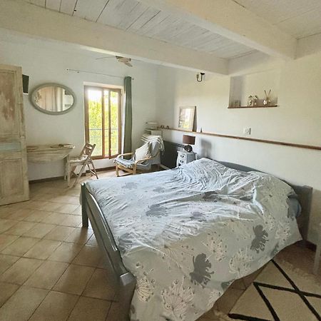 Le Petit Chalus Apartment Forcalquier Bagian luar foto